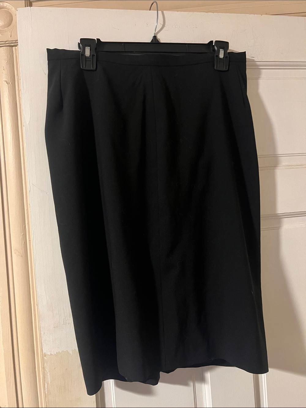 BCBGMaxAzria Classic Black Pencil Skirt